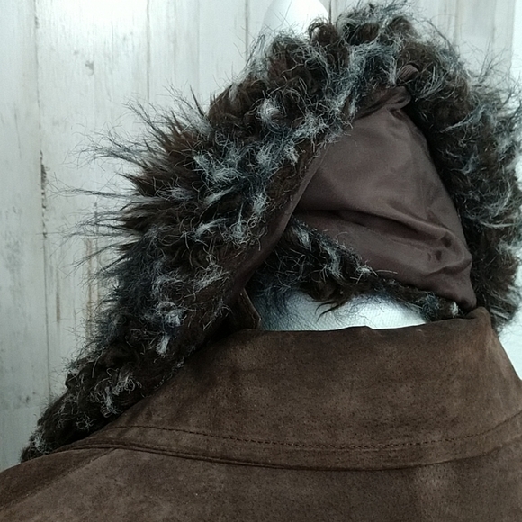 Wilsons Women's Brown Leather Coat - Picture 3 of 8